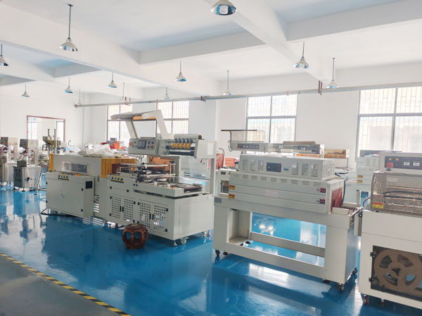 南京收缩机-PE膜热收缩包装机